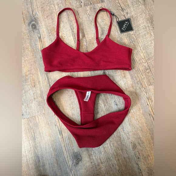 Zaful bathing suit NWT. Medium - Picture 3 of 4